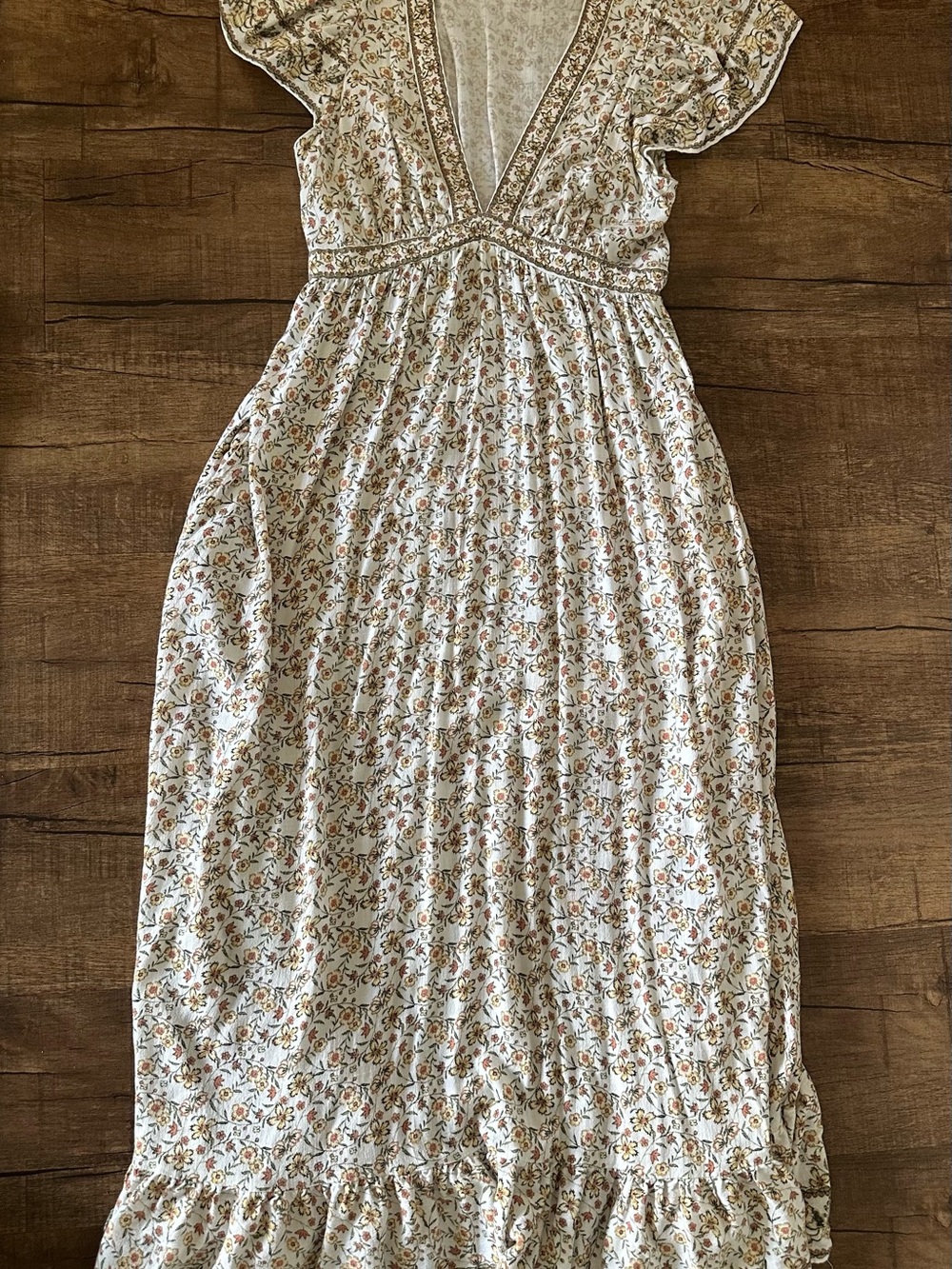 Max Studio Cream Midi Dress  Floral Print